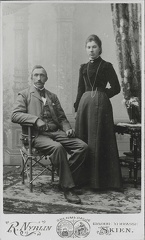 Gunder Andersen Lysnes og datteren Augusta Josefine Gundersdatter (g. Waal)